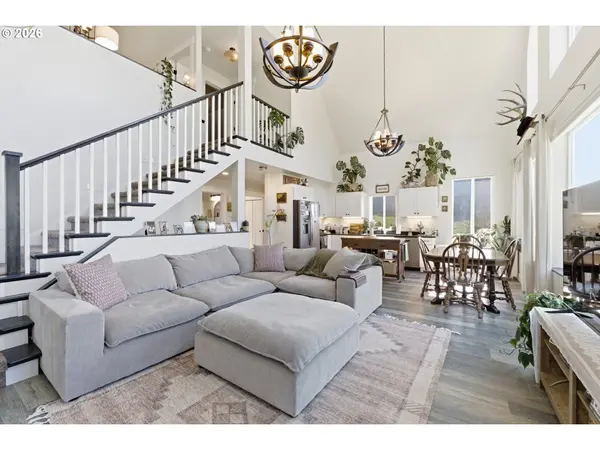 34180 SMITH RD, St Helens, OR 97051