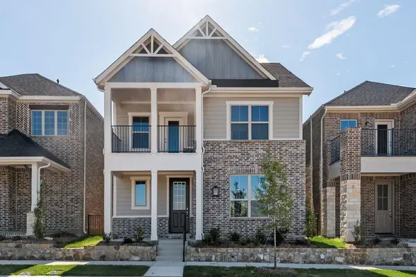 1918 Waterwalk Drive, Rowlett, TX 75088