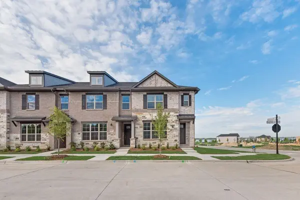 8326 Bayside Drive, Rowlett, TX 75088