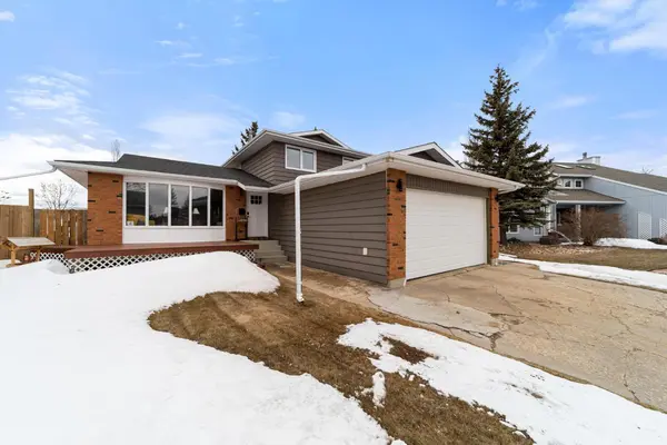 6911 42 AVE, Camrose, AB T4V3V4