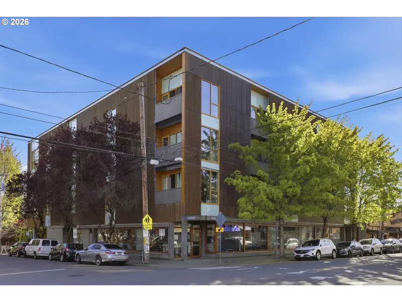 915 SE 35TH AVE #205, Portland, OR 97214