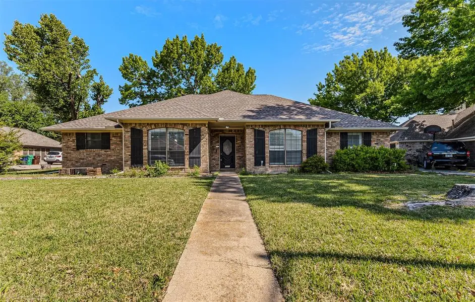 1531 Pickwick Lane, Denton, TX 76209