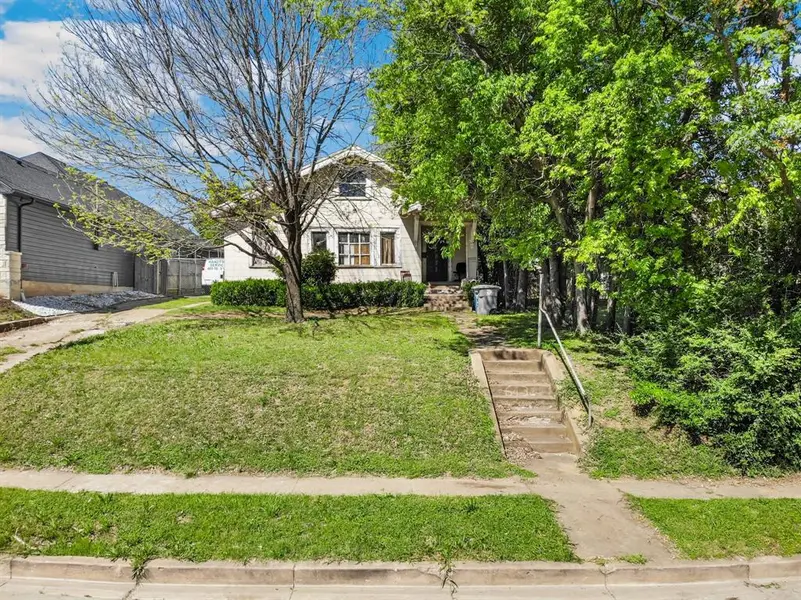 613 N Ewing Avenue, Dallas, TX 75203