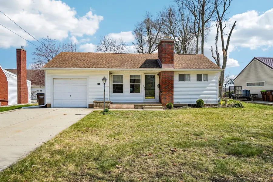 682 Budlong ST, Adrian City, MI 49221