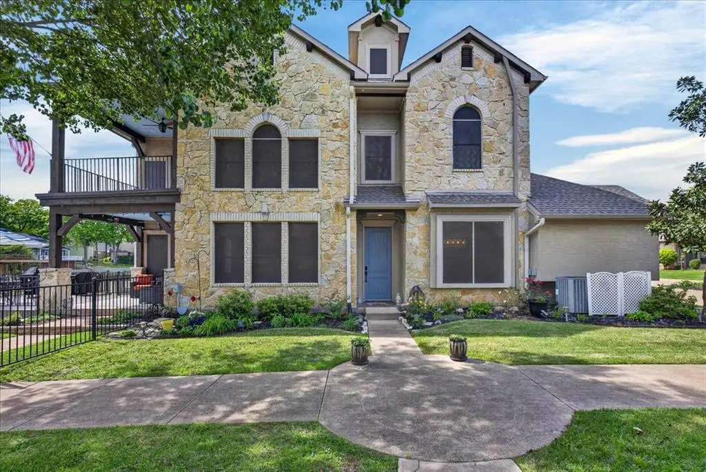 128 Marina Drive, Mabank, TX 75156