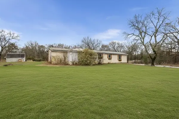 842 Vz County Road #4414, Canton, TX 75103