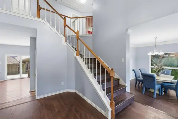 1801 Rolling Ridge Drive, Grapevine, TX 76051