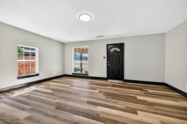 205 W Bond, Denison, TX 75020