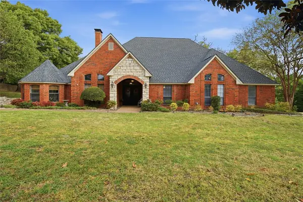 603 Country Club Circle, Athens, TX 75751