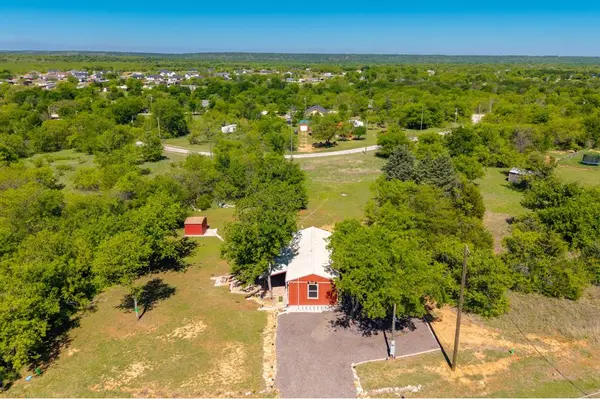 221 High Bluff Drive, Bridgeport, TX 76426