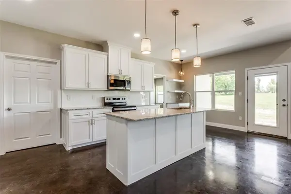 2909 Blue Heron Circle, Mount Pleasant, TX 75455