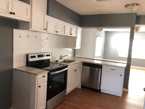 620 E Sears Street, Denison, TX 75021