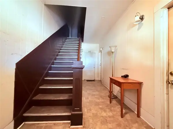 3100 Avenue G #200, Fort Worth, TX 76105