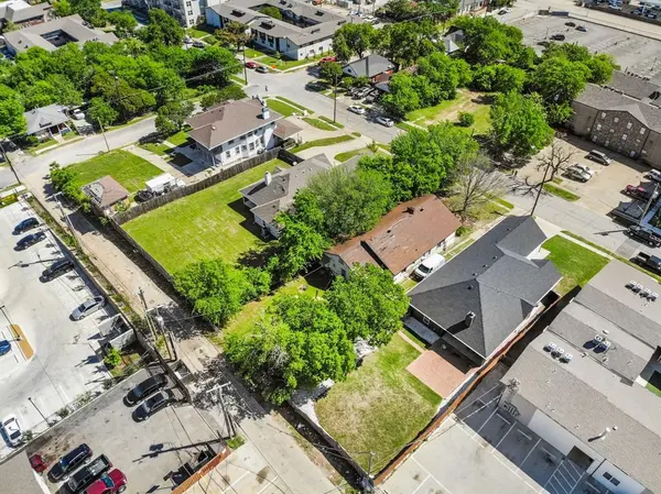 613 N Ewing Avenue, Dallas, TX 75203