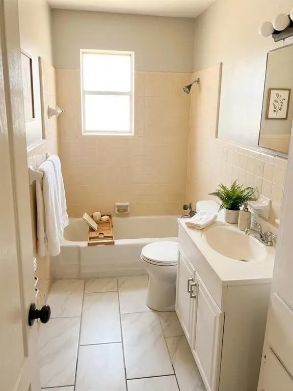 1910 Mercedes Road, Denton, TX 76205