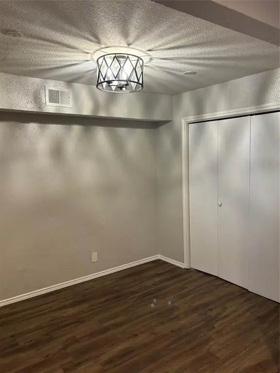 6028 Stoneybrook Drive, Fort Worth, TX 76112