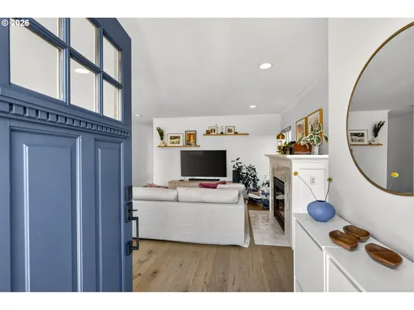 3734 SE REX ST, Portland, OR 97202