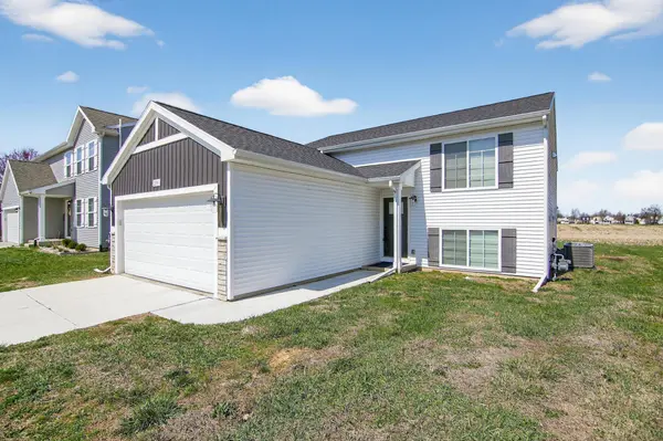 2106 Farm Valley RD, Adrian Twp, MI 49221