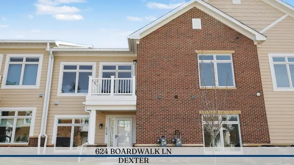 624 Boardwalk LN, Dexter City, MI 48130