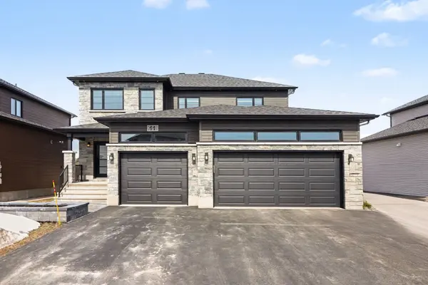 668 Geneva CRES, Russell, ON K0A 1W0