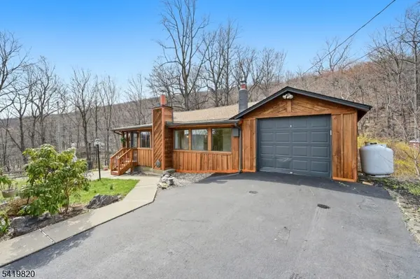 37 Blueberry Hill, Greenwood Lake, NJ 10925