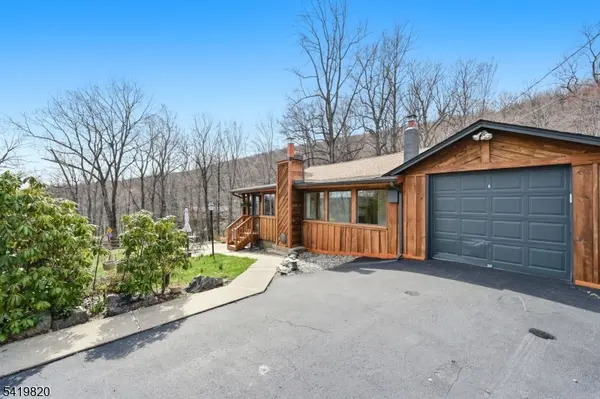 37 Blueberry Hill, Greenwood Lake, NJ 10925