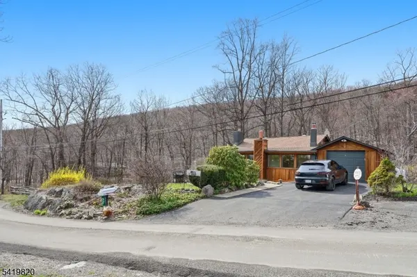 37 Blueberry Hill, Greenwood Lake, NJ 10925