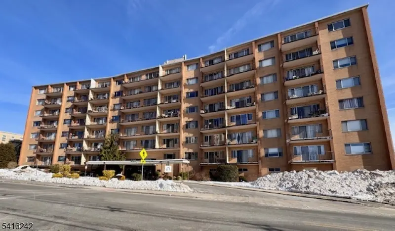 265 Main #108, Ridgefield Park Village, NJ 07660