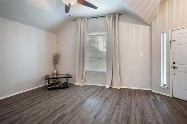 409 Dempster Court, Oak Point, TX 75068