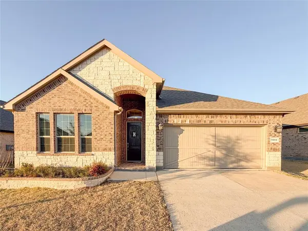 1004 Westwood Lane, Argyle, TX 76226