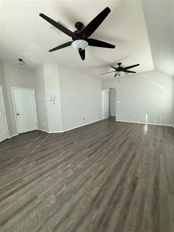 409 Dempster Court, Oak Point, TX 75068