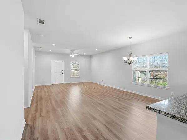 5504 Wellesley Avenue, Fort Worth, TX 76107