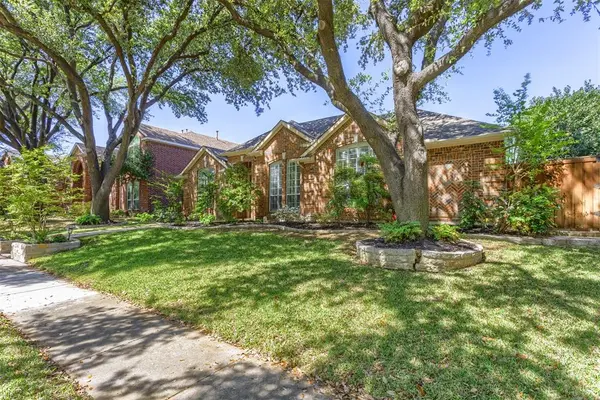 6305 Courtland Drive, Plano, TX 75093