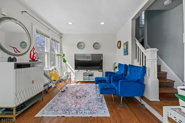 108 Jefferson Pl, Totowa Boro, NJ 07512