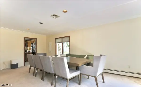 442 Marlboro Rd, Englewood City, NJ 07631