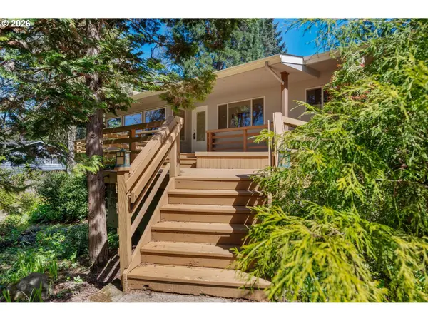 2591 GREENTREE RD, Lake Oswego, OR 97034