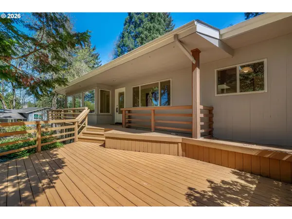 2591 GREENTREE RD, Lake Oswego, OR 97034