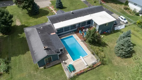 55081 Buckhorn RD, Park Twp, MI 49093