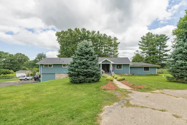 55081 Buckhorn RD, Park Twp, MI 49093