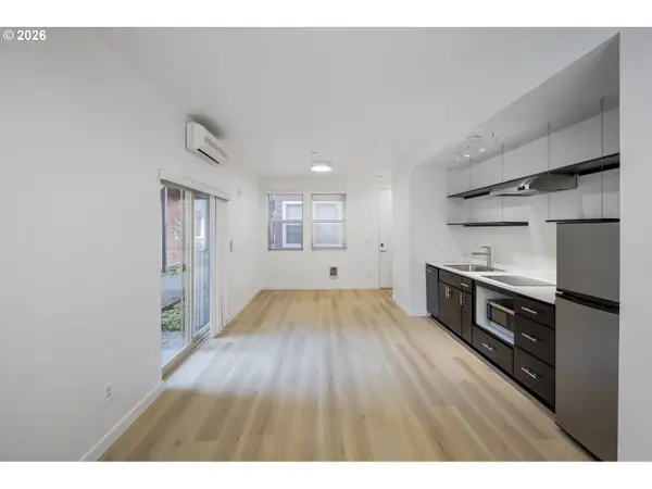 4315 SE DIVISION ST #A, Portland, OR 97206