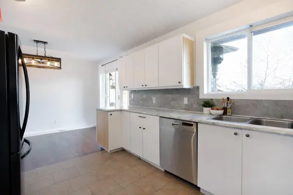 84 Big Springs HL SE, Airdrie, AB T4A 1L3