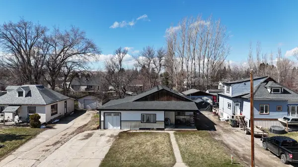 150 S 1 ST W, Magrath, AB T0K 1J0