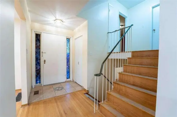 7 Ennismore PL, Toronto C15, ON M2J 1Z9