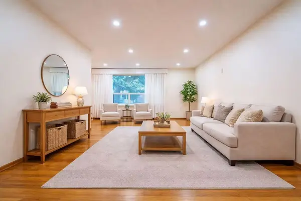 7 Ennismore PL, Toronto C15, ON M2J 1Z9