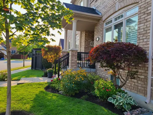 40 Outer Banks DR N, Markham, ON L6B 0N5