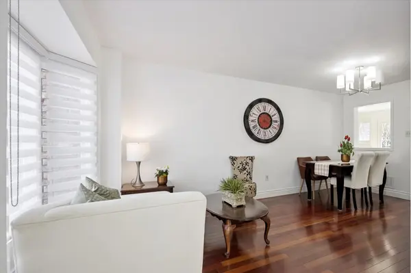 5147 Ravine CRES, Burlington, ON L7L 6N3