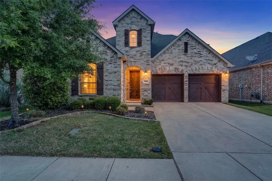 6808 Rowlett Drive, Mckinney, TX 75070