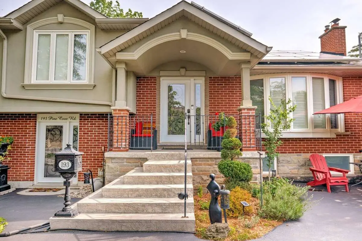 193 Pine Cove RD, Burlington, ON L7N 1W1