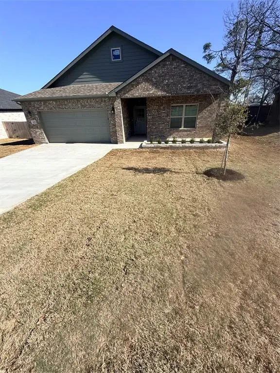 1403 Jefferson Street, Bowie, TX 76230