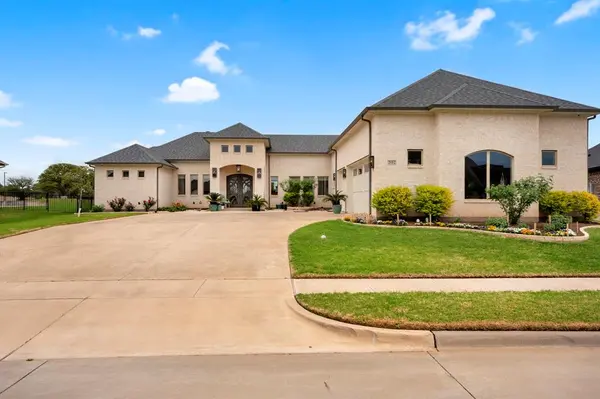 2012 Spieth Street, Granbury, TX 76048